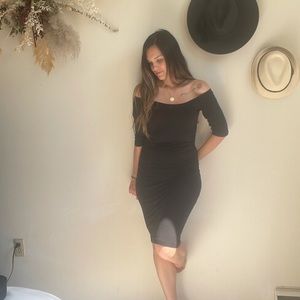 💕3 for $25💕Black stretchy dress